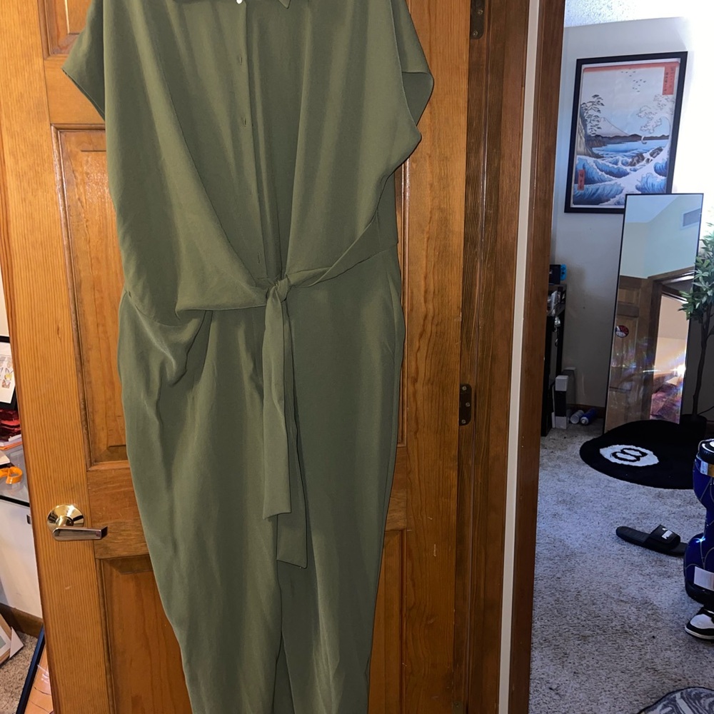 Mango Green Jumpsuit with Tie Waist and Relaxed Leg
